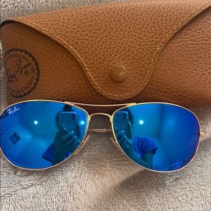 Blue mirrored ray ban sunglasses